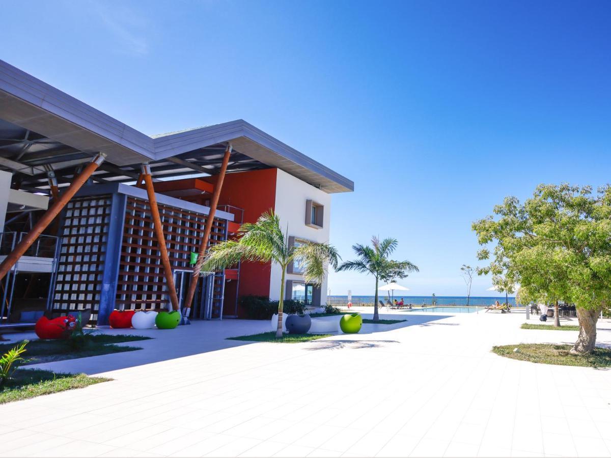 Ibis Styles Mayotte Aeroport Pamandzi ภายนอก รูปภาพ
