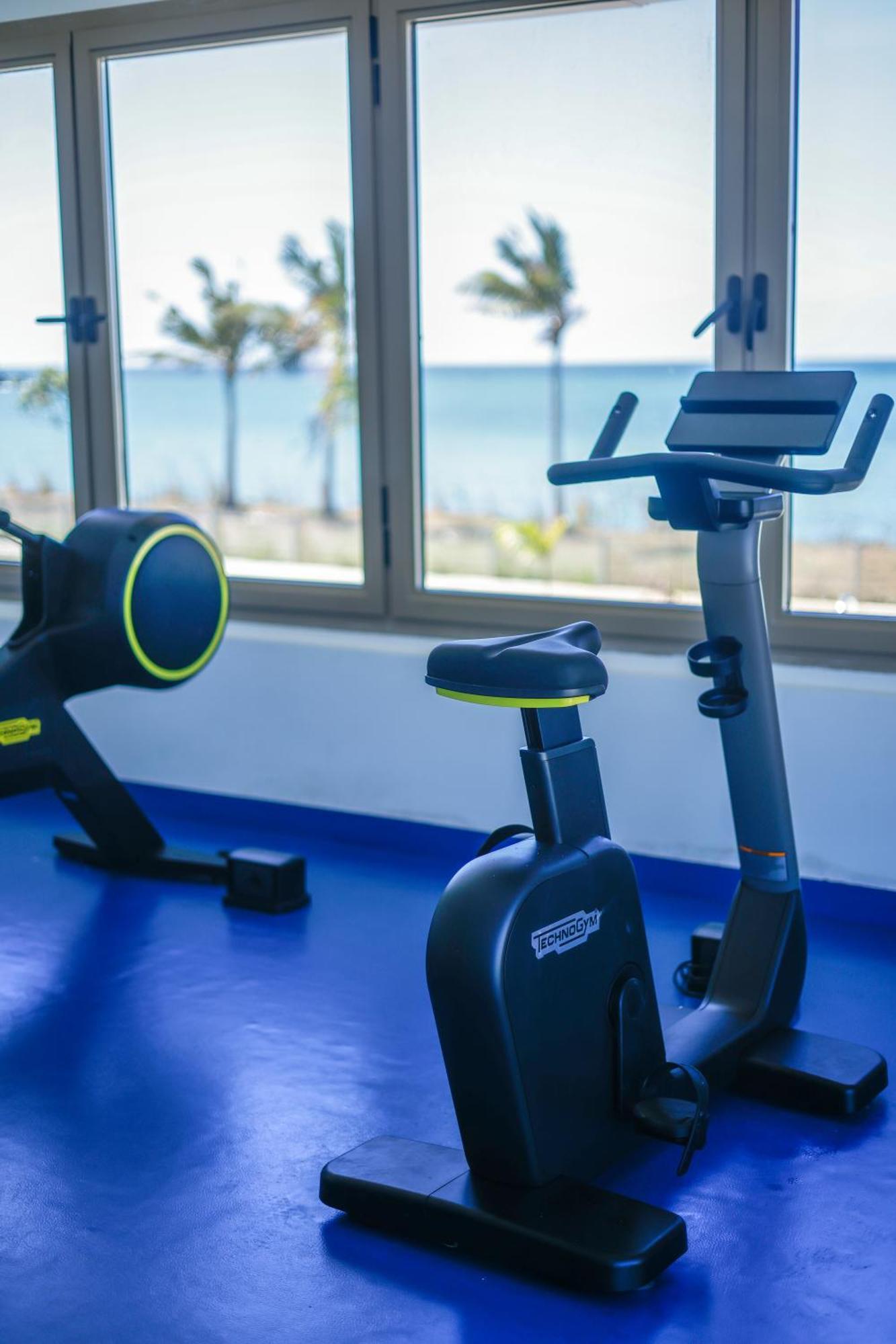 Ibis Styles Mayotte Aeroport Pamandzi ภายนอก รูปภาพ