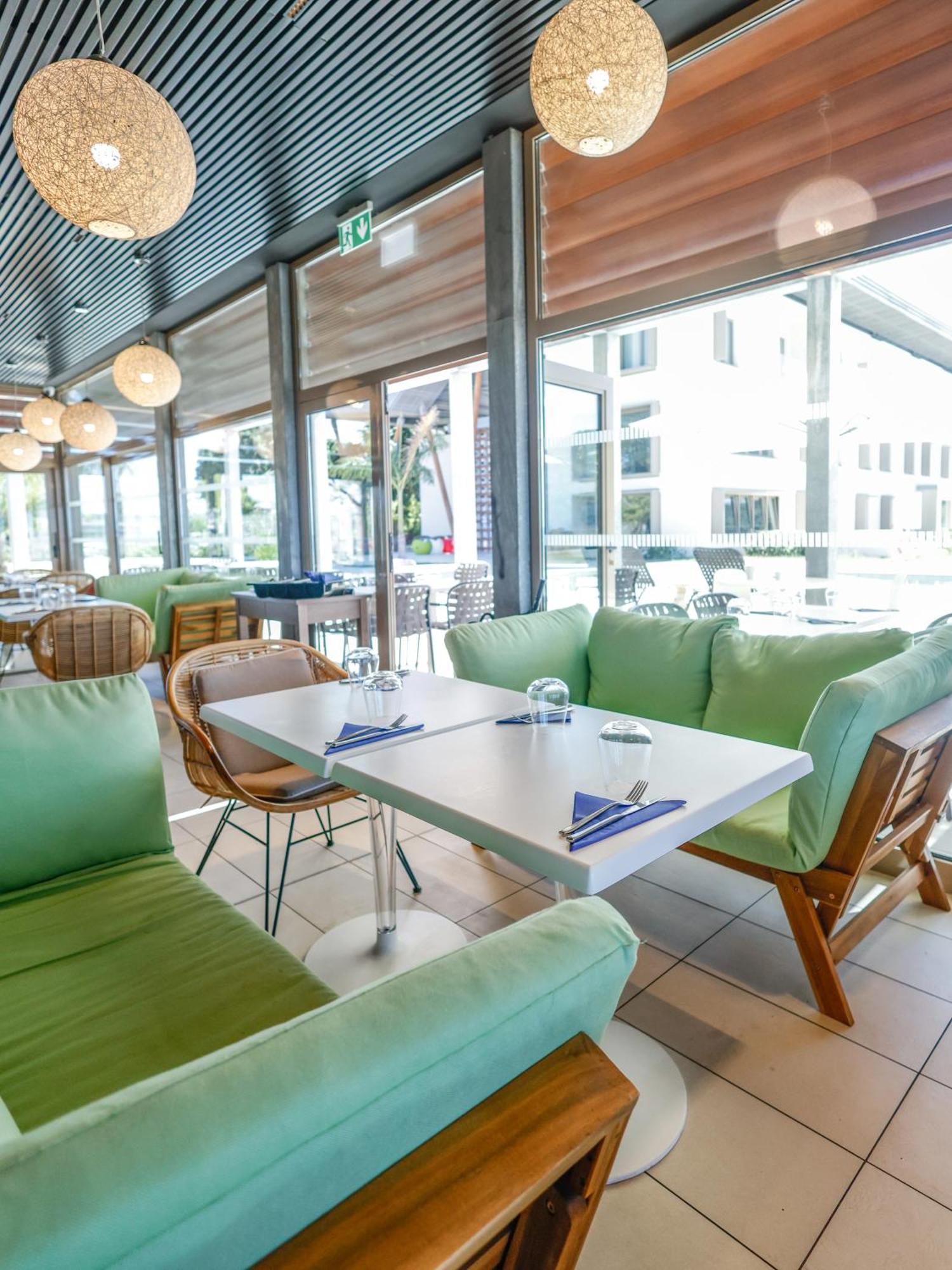 Ibis Styles Mayotte Aeroport Pamandzi ภายนอก รูปภาพ